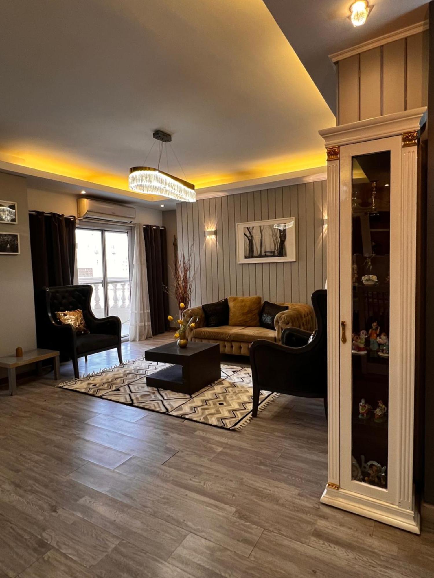 Luxury Close To Shopping Malls * Il Cairo